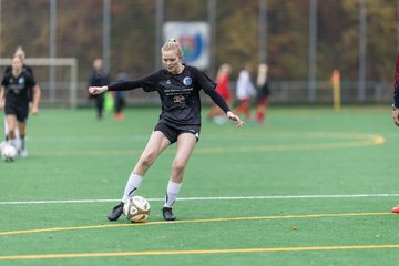 Bild 49 - wCJ VfL Pinneberg - Eimsbuettler TV : Ergebnis: 0:3